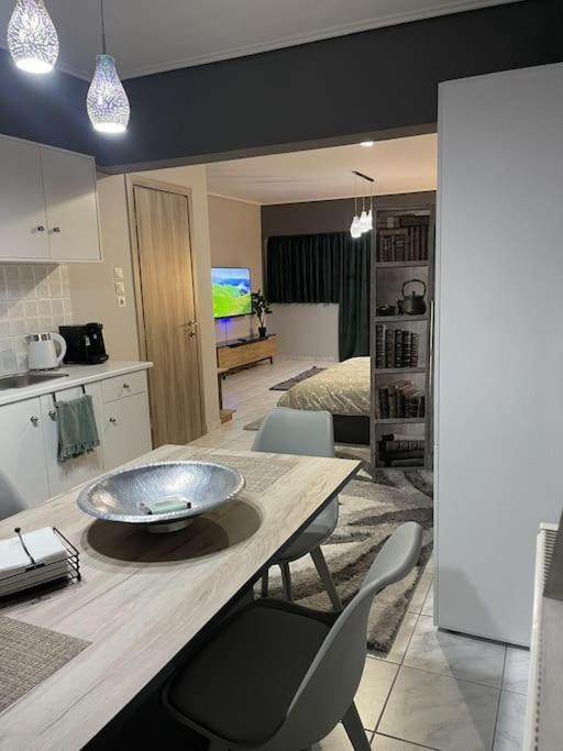 Central Modern Apartment Volos Exterior foto